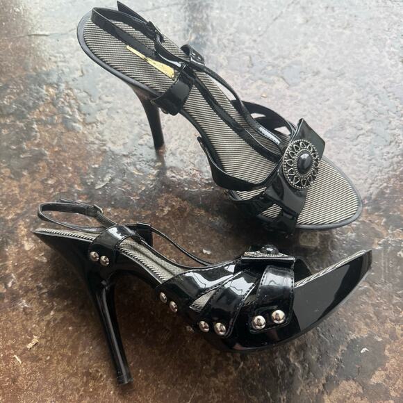 Y2K Patent Slingback Heels Studded Medallion Sandals Womens 7.5 Michael Antonio - Picture 1 of 6